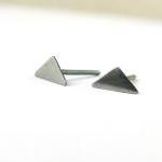 Tiny triangle studs . Minim..